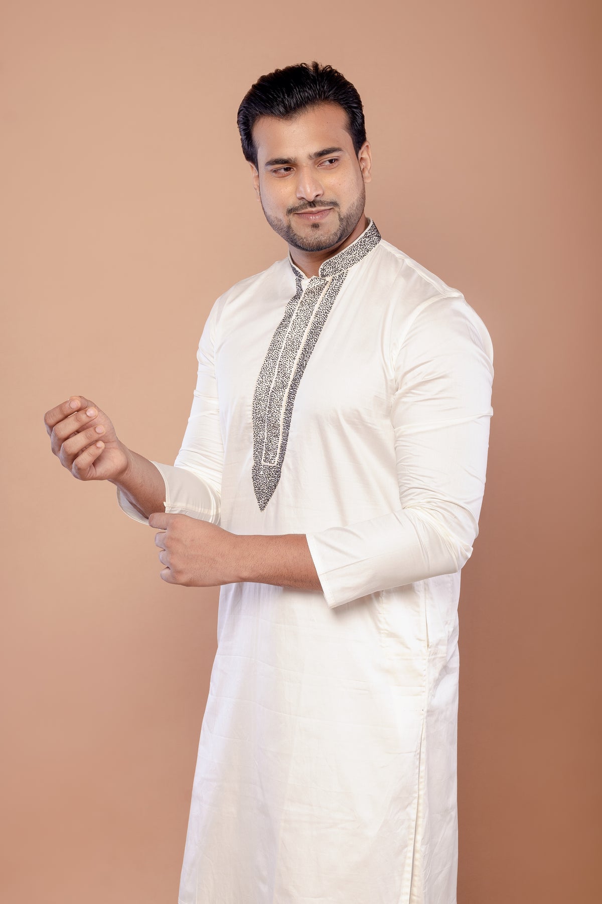 Men's Off White Giza Cotton Moti Work Festive Kurta