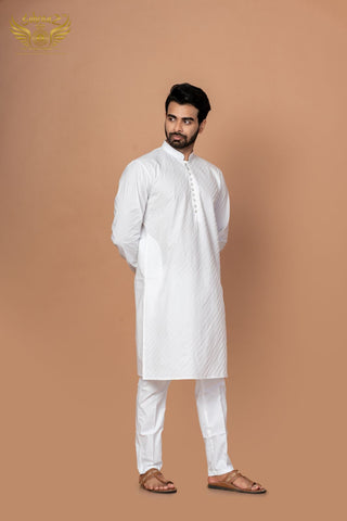 White Strokes – Cotton Thread Embroidered Kurta